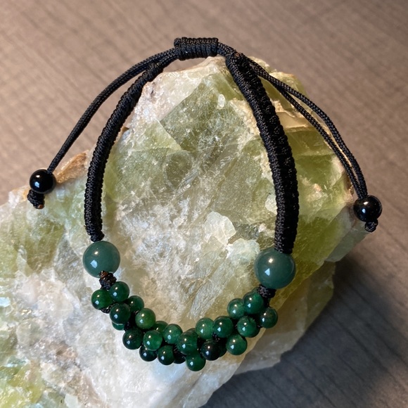 Jade Gemstone Handmade Adjustable Macrame Bracelet - Picture 1 of 15